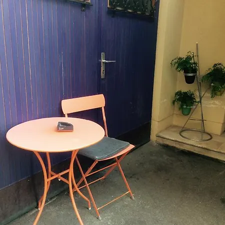 Sax Hostel